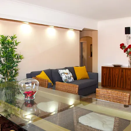 Guest house Alameda Garden 3*